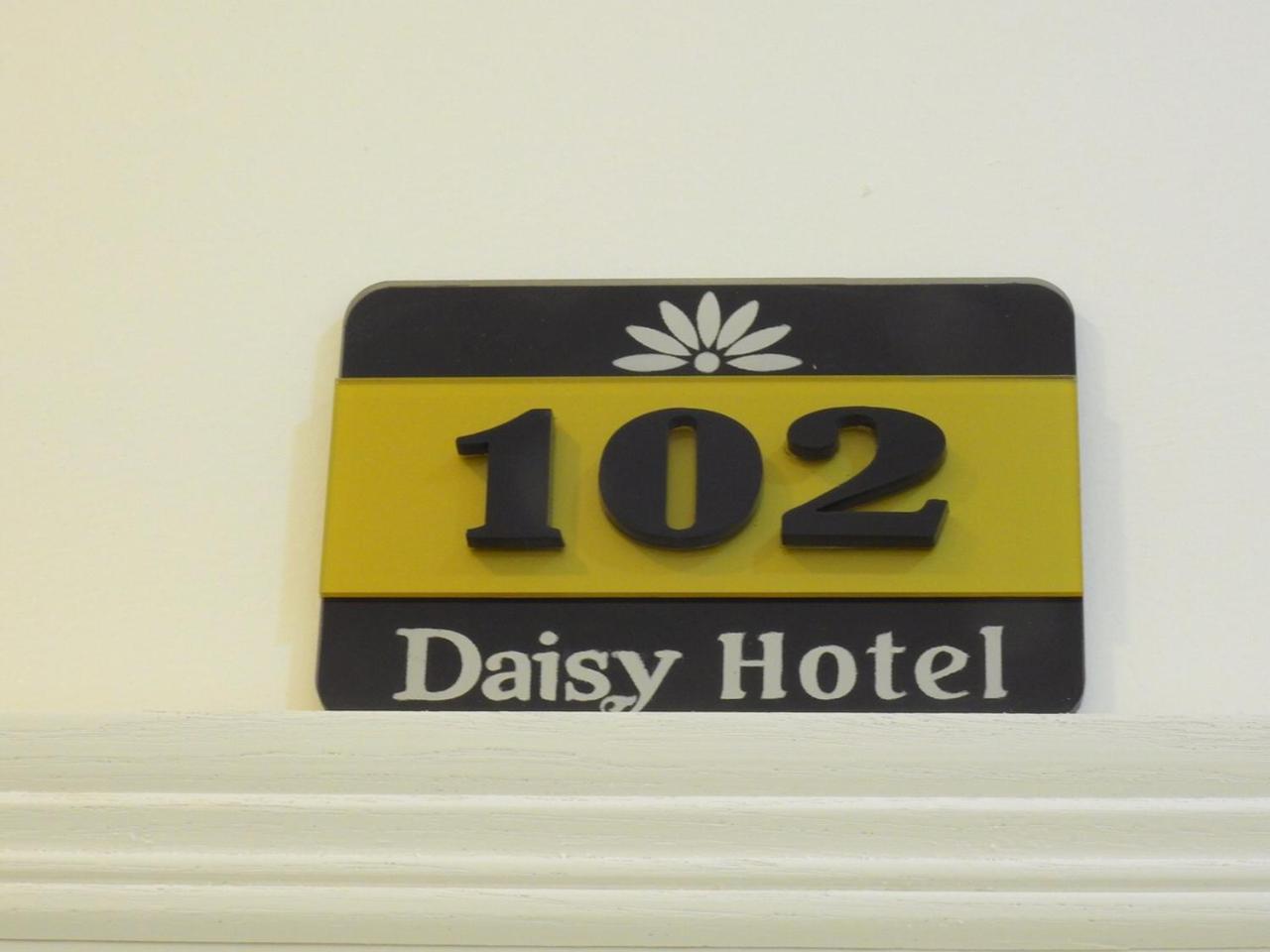Daisy Hotel Ho Chi Minh City Bagian luar foto